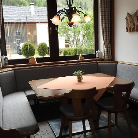 Haus Elmerhof Гостевой дом Elmen